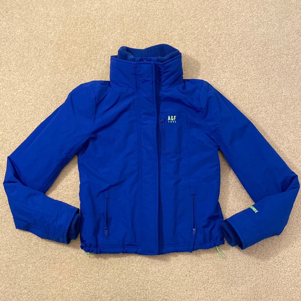 Like new! Abercrombie all season weather warrior jacket